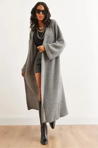 Kadın Gri Manşeti Katlamalı Maxi Triko Hırka HRK-19000297-Gri - 1