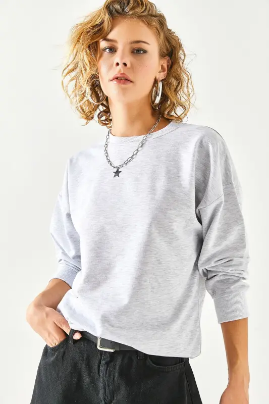 Kadın Gri Melanj Basic Yumuşak Dokulu Salaş Sweatshirt SWT-19000457-Gri Melanj - 1