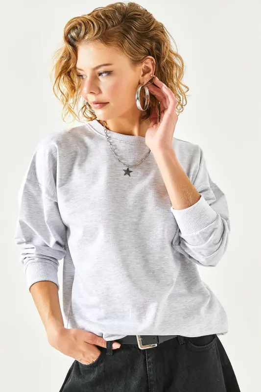 Kadın Gri Melanj Basic Yumuşak Dokulu Salaş Sweatshirt SWT-19000457-Gri Melanj - 3