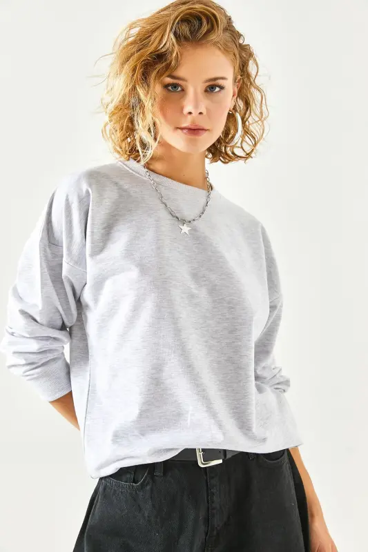 Kadın Gri Melanj Basic Yumuşak Dokulu Salaş Sweatshirt SWT-19000457-Gri Melanj - 5