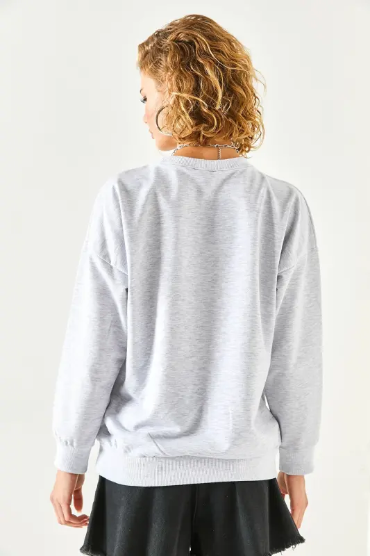 Kadın Gri Melanj Basic Yumuşak Dokulu Salaş Sweatshirt SWT-19000457-Gri Melanj - 7