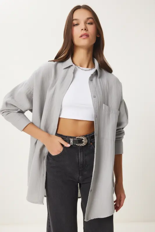 Kadın Gri Oversize Basic Müslin Gömlek MX00150-Yağ Yeşili - HAPPINESS İSTANBUL