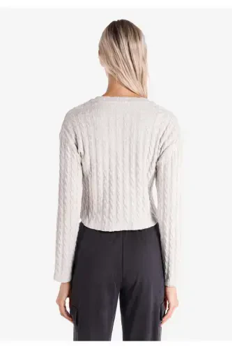 Regular Fit Yuvarlak Yaka Jakarlı Kadın Bej Uzun Kol Tişört - COLIN’S (1)