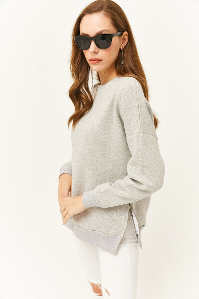 Kadın Gri Yanları Fermuar Detaylı İçi Polarlı Kalın Sweatshirt SWT-19000624-Gri - 4