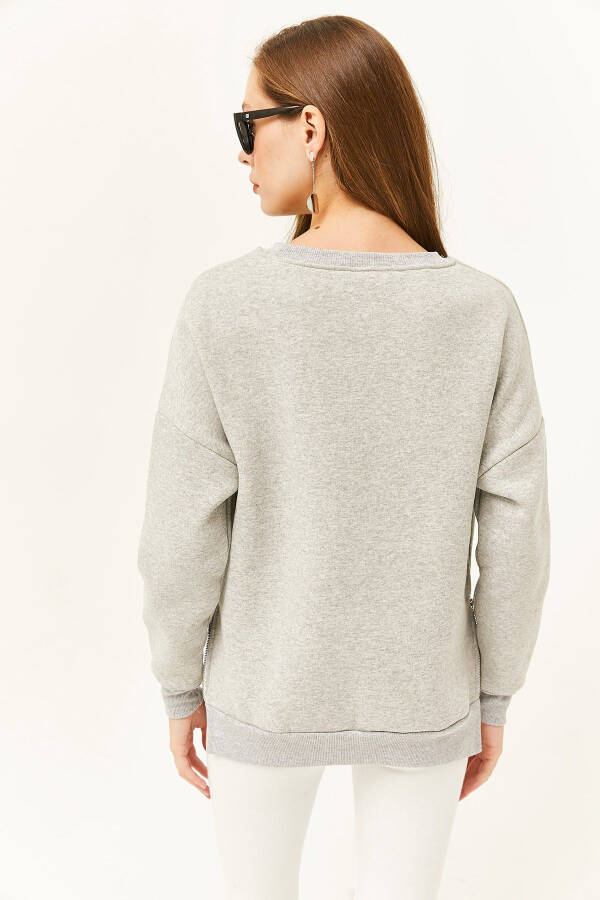 Kadın Gri Yanları Fermuar Detaylı İçi Polarlı Kalın Sweatshirt SWT-19000624-Gri - 6