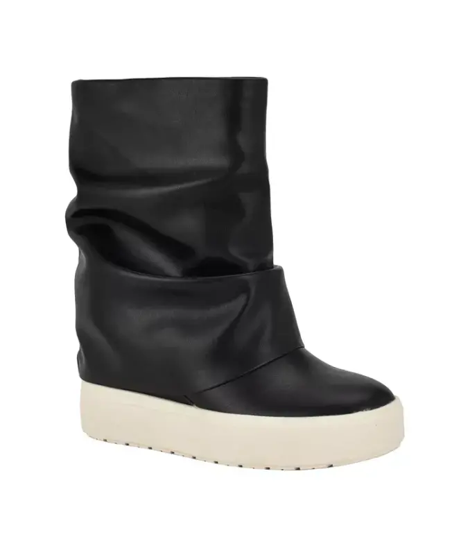 Women's Guinna Fold Over Slouchy Booties-Black - GUESS