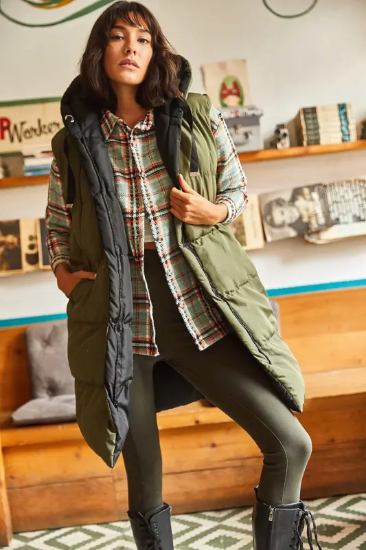 Kadın Haki Siyah Çift Taraflı Dolgulu Kapüşonlu Dokuma Yelek YLK-19000013-Haki Siyah - 3