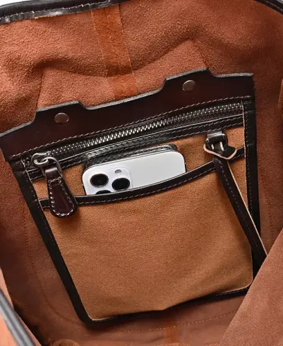 Daisy Medium Leather Sling Bag - Brown - 3