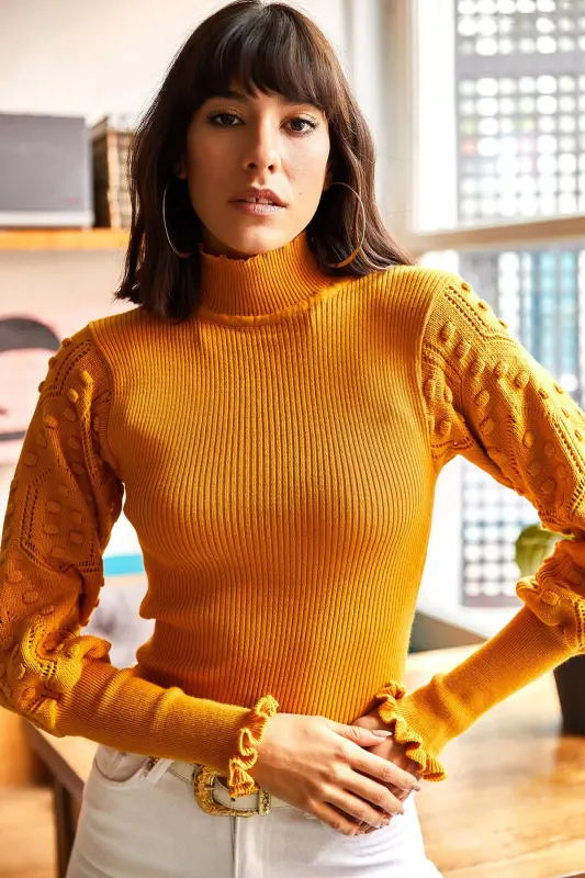 Kadın Hardal Kol Detaylı Dik Yaka Fitilli Triko Kazak KZK-19000383-Hardal - 3