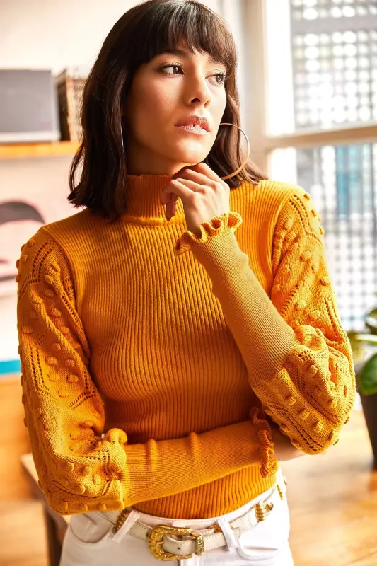 Kadın Hardal Kol Detaylı Dik Yaka Fitilli Triko Kazak KZK-19000383-Hardal - 4