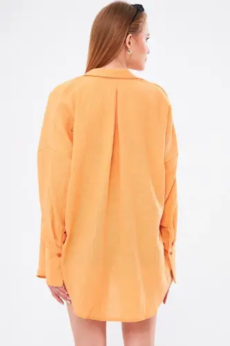 Senffarbenes, übergroßes, strukturiertes Leinen-Look-Hemd mit weiten Manschetten für Damen ARM-24K001001 - Senfgelb - 5