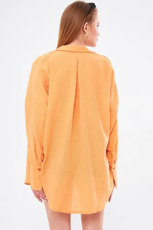 Senffarbenes, übergroßes, strukturiertes Leinen-Look-Hemd mit weiten Manschetten für Damen ARM-24K001001 - Senfgelb - 5