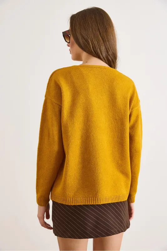 Kadın Hardal V Yaka Yumuşak Dokulu Triko Kazak KZK-19000598-Hardal - 3