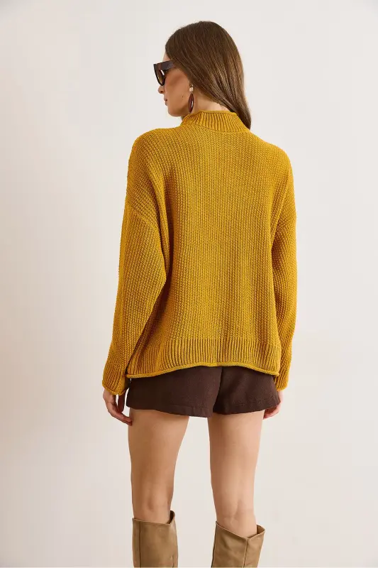 Kadın Hardal Yaka Manşet Kıvrık Petek Triko Kazak KZK-19000825-Hardal - 4