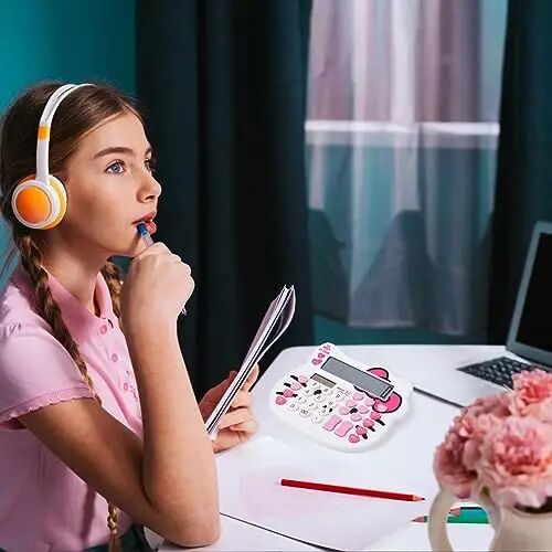 Kadın Hesap Makineleri, Masaüstü Hesap Makinesi 12 Haneli Geniş LCD Ekran ve Hassas Düğme, Güneş ve Pil Çift Güç, Ofis, Ev, Okul için Standart İşlev (Beyaz) - 4