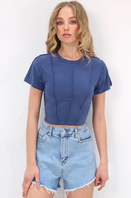 Kadın İndigo Bisiklet Yaka Önü Dikişli Crop Sandy Bluz ALC-X11782-İNDİGO - TREND ALAÇATI STILI