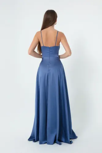Damen-Abendkleid und Abschlusskleid aus Satin in Indigo-Optik mit Taillengürtel und Gürtel - Indigo - 5