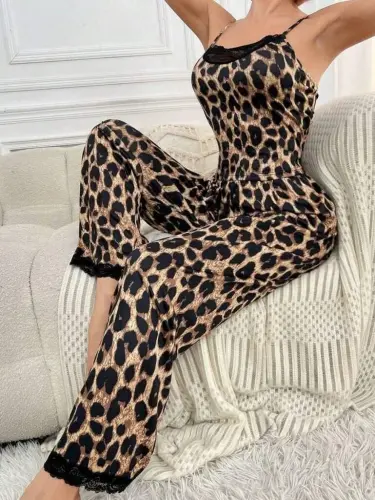 Kadın Ip Askılı Yakası Dantelli Bluz Ve Pijama Sandy Ikili Takım - 1