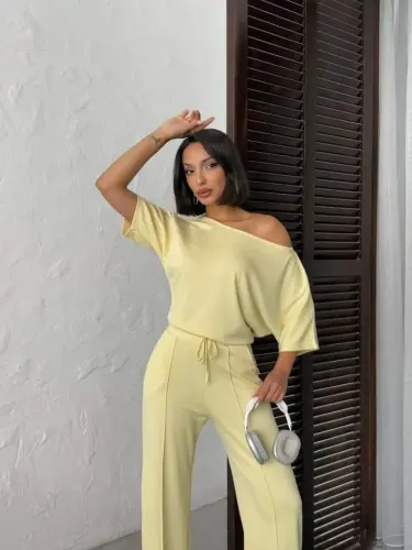 Kadın İsa Kollu Kayık Yaka Bluz Ve Pantolon Misal Kumaş Ikili Takım - 1