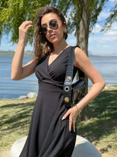 Kadın Ithal Krep Kumaş Kruvaze Yaka Eteği Kloş Kolsuz Mini Elbise - 7