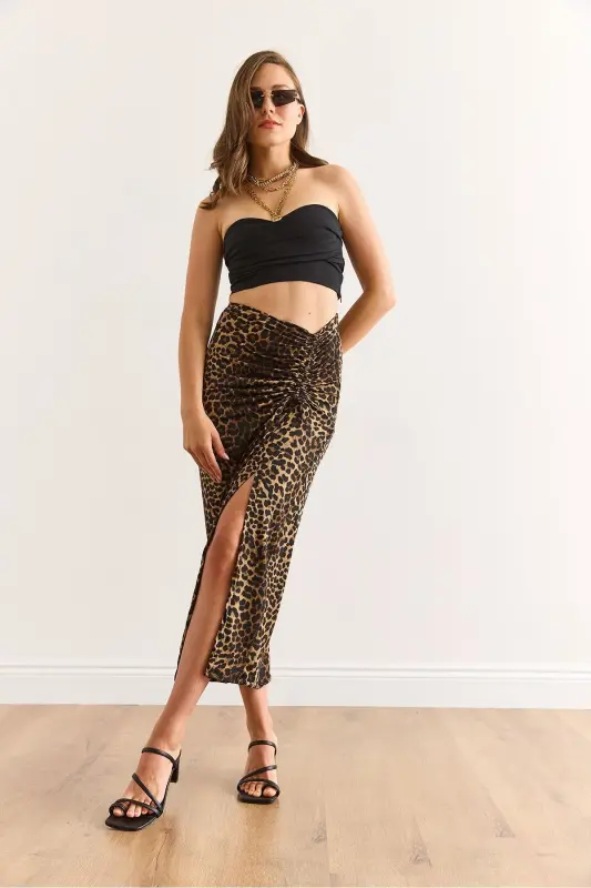 Kadın Kahve Leopar Tek Tarafı Yırtmaçlı Büzgü Detaylı Etek ETK-19000330 - Kahve Leopar - 3