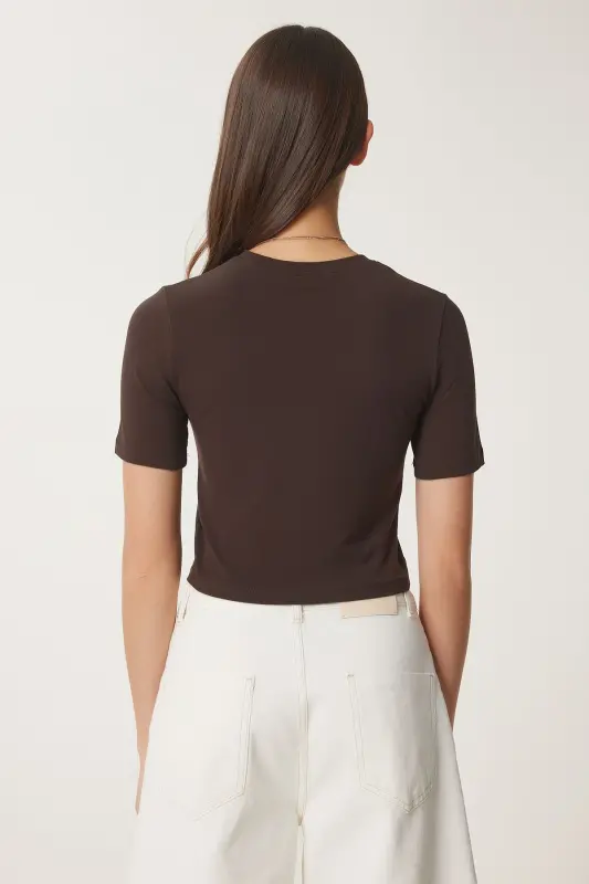 Kadın Kahverengi Bisiklet Yaka Crop T-Shirt UB00064 - Kahverengi - 5