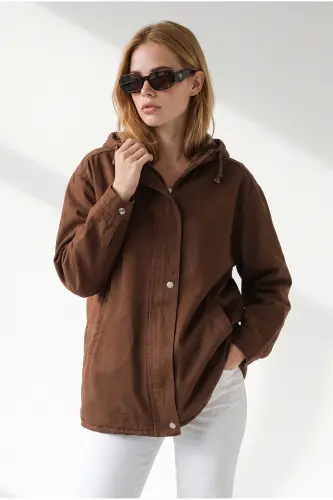 Kadın Kahverengi Cepli Fermuarlı Çıtçıt Detaylı Gabardin Ceket CKT-19000419 - Kahverengi - 4
