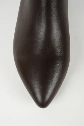 Kadın Kahverengi Deri Içi Kürklü 3 Cm Topuklu Günlük Diz Altı Sivri Burun Acı Kahve Çizme-Kahverengi - 4