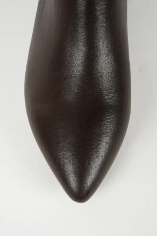 Kadın Kahverengi Deri Içi Kürklü 3 Cm Topuklu Günlük Diz Altı Sivri Burun Acı Kahve Çizme-Kahverengi - 4