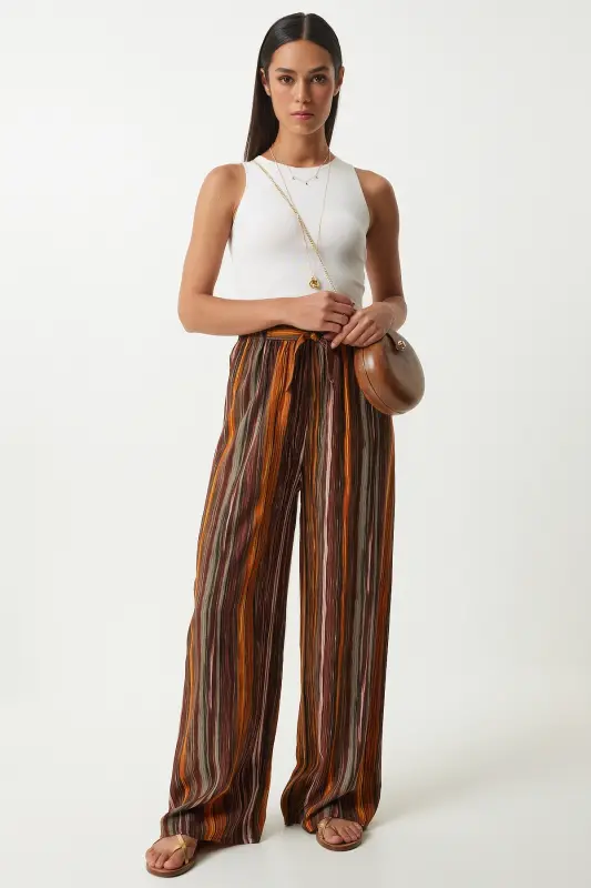 Kadın Kahverengi Desenli Dökümlü Viskon Palazzo Pantolon EN00606-Kahverengi - 2