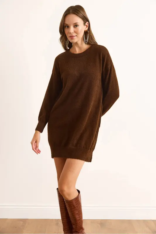 Kadın Kahverengi Dik Yaka Yumuşak Dokulu Sakal Triko Tunik Elbise ELB-19002325-Kahverengi - 3