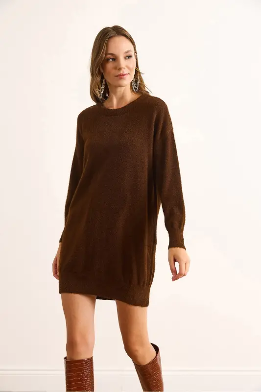 Kadın Kahverengi Dik Yaka Yumuşak Dokulu Sakal Triko Tunik Elbise ELB-19002325-Kahverengi - 4