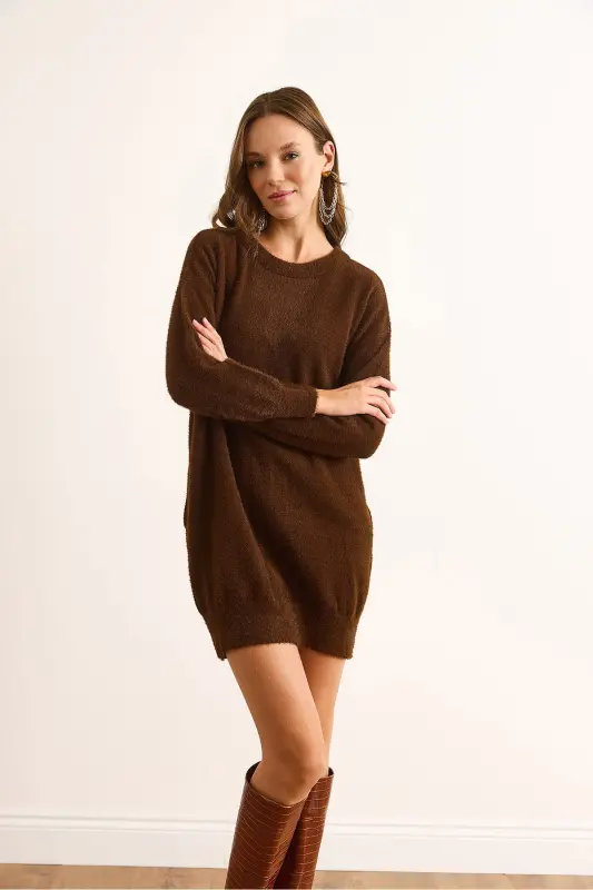 Kadın Kahverengi Dik Yaka Yumuşak Dokulu Sakal Triko Tunik Elbise ELB-19002325-Kahverengi - 5