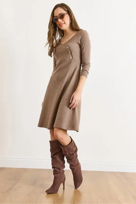 Kadın Kahverengi Düğme Detaylı Kruvaze Midi Çan Elbise ELB-19002031-Kahverengi - 6