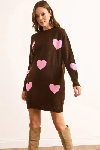 Kadın Kahverengi Kalp Detaylı Yumuşak Dokulu Triko Tunik Elbise ELB-19002284-Kahverengi 