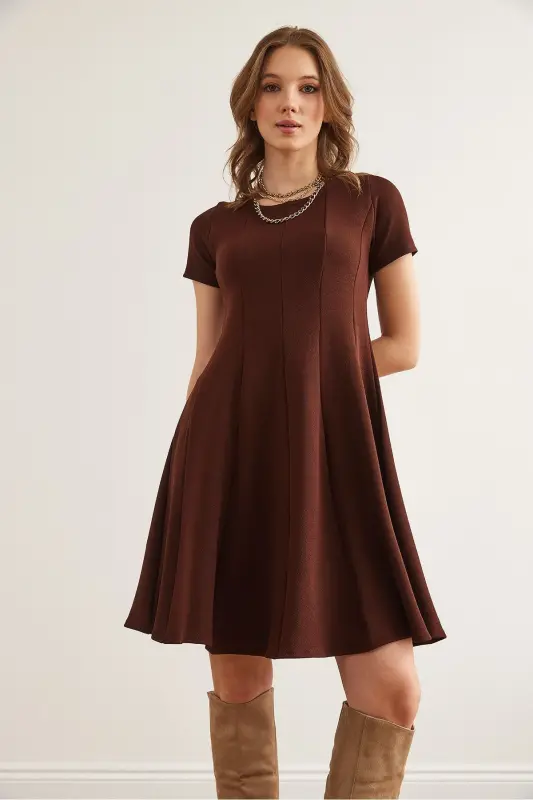 Kadın Kahverengi Parçalı Trend Mini Kloş Elbise ELB-19002348 - Kahverengi - 4