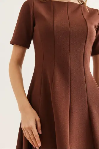 Kadın Kahverengi Parçalı Trend Mini Kloş Elbise ELB-19002344 - Kahverengi - 5
