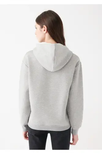 Kadın Kapüşonlu Gri Basic Sweatshirt 167299-82816-Gri - 4