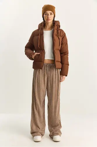 Kadın Kapüşonlu Şişme Mont-Açık Kahve - BIANCO LUCCI (1)