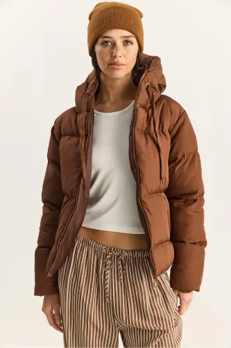 Kadın Kapüşonlu Şişme Mont-Açık Kahve - 5