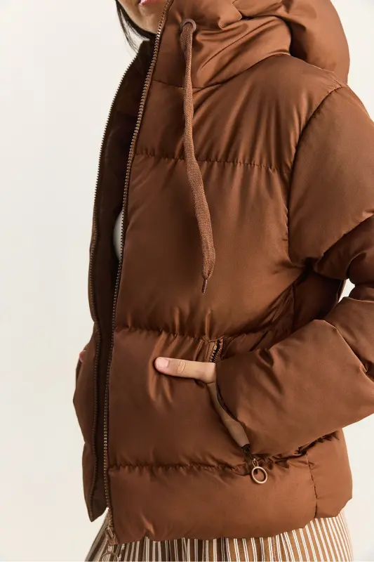 Kadın Kapüşonlu Şişme Mont-Açık Kahve - 6