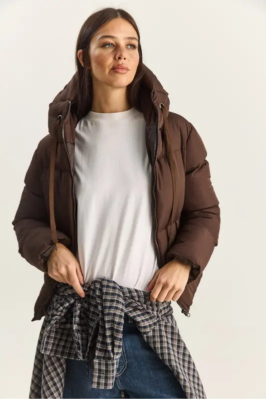 Kadın Kapüşonlu Şişme Mont-Koyu Kahve - 4