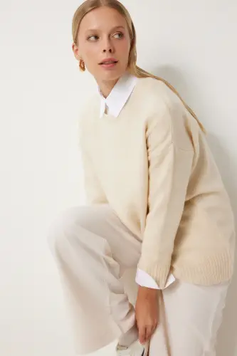 Kadın Kemik Oversize Triko Kazak PN00054-Kemik - HAPPINESS İSTANBUL (1)