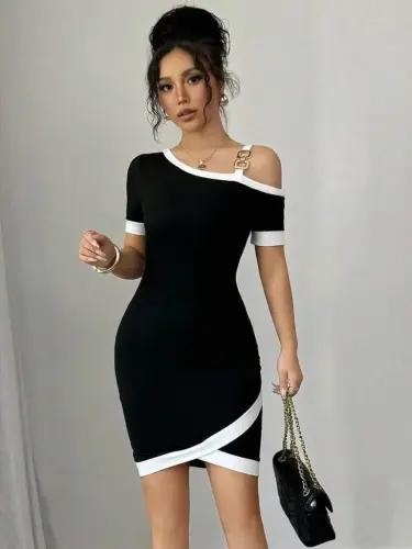 Kadın Kısa Kollu Asimetrik Kesim Yaka şerit Ve Aksesuar Detaylı Modal Elbise - 4