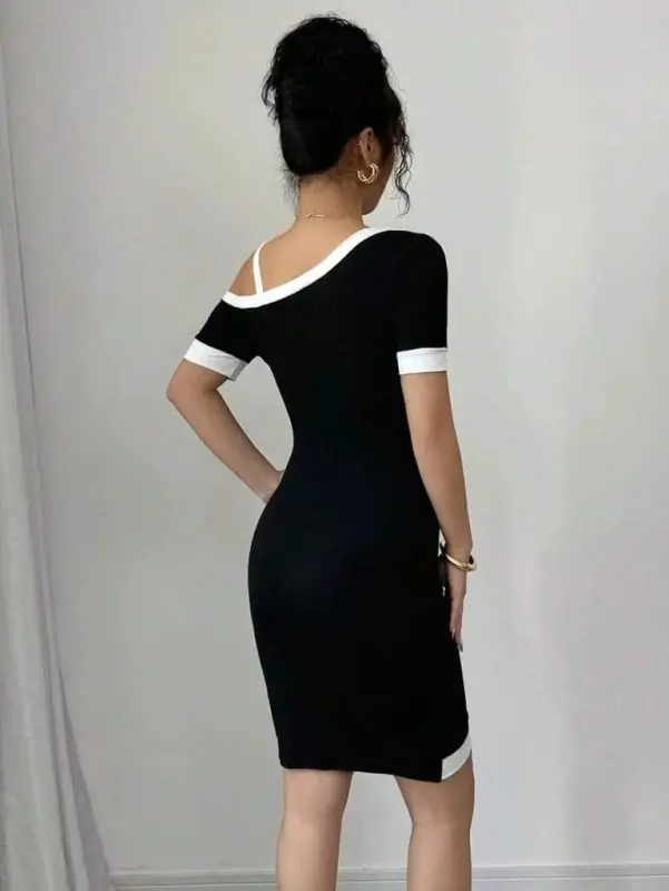 Kadın Kısa Kollu Asimetrik Kesim Yaka şerit Ve Aksesuar Detaylı Modal Elbise - 6