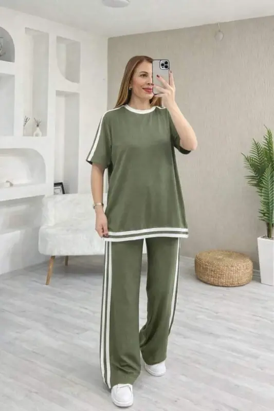 Kadın Kısa Kollu Bisiklet Yaka çift Renk şerit Detaylı Viskon Iki Iplik Bluz Ve Pantolon Ikili Takım - 1