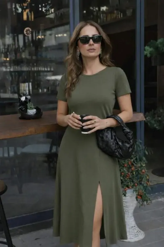 Kadın Kısa Kollu Bisiklet Yaka Derin Yırtmaç Detay Viskon Elbise - 2