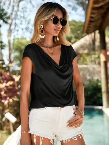 Kadın Kısa Kollu Degaje Yakalı Viskon Bluz - 5