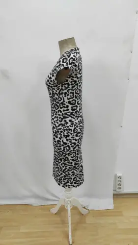 Kadın Kısa Kollu Kare Yakalı Leopar Desenli Dalgıç Elbise - 6