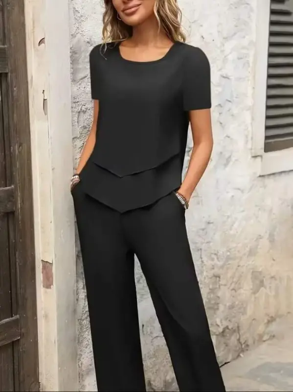 Kadın Kısa Kollu Kayık Yaka önü Asimetrik Detaylı Kısa Sandy Bluz Ve Pantolon Ikili Takım - 1